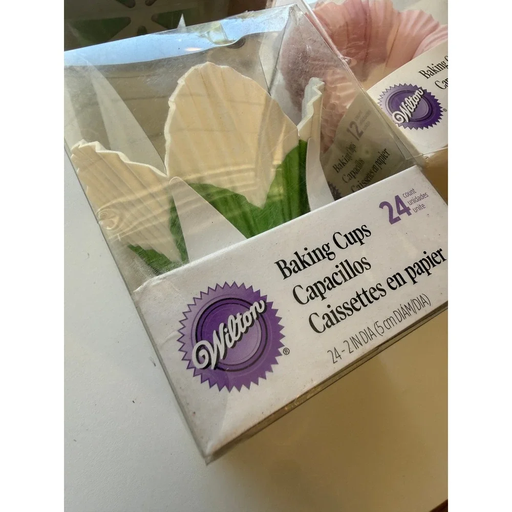 Wilton Baking Cups Lot 60ct Lavender White Petal Pink Ruffle 2in Cupcake Liners